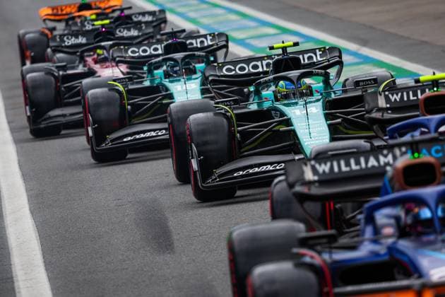 14 ALONSO Fernando (spa), Aston Martin F1 Team AMR23, action during the 2023 Formula 1 Rolex Grande Premio de Sao Paulo, 20th round of the 2023 Formula One World Championship, WM, Weltmeisterschaft from November 3 to 5, 2023 on the Autodromo JosÃ Carlos Pace, in Sao Paulo, Brazil - F1 - SAO PAULO GRAND PRIX 2023 DPPI Panoramic  00123044_G0OD0513
