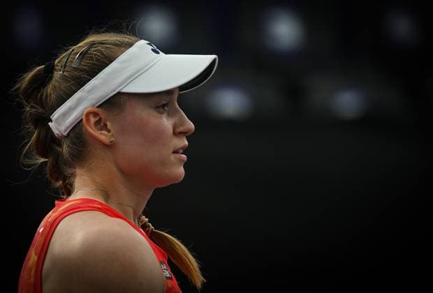 2023 WTA, Tennis Damen Finals - Day 6 CANCUN, MEXICO - NOVEMBER 3: Elena Rybakina of Kazakhstan during a match against Aryna Sabalenka, in the Third Round robin match on Day 6 during the of the GNP Seguros WTA Finals Cancun 2023 part of the Hologic WTA Tour, on November 3, 2023, in Cancun, Quintana Roo, Mexico. Cancun Mexico  Copyright: xArturxWidakx originalFilename:widak-2023wtaf231103_npBzb.jpg