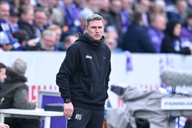 04 11 2023, Football, 2 Bundesliga, Matchday 12 Season 2023 2024, VfL Osnabrück Holstein Kiel, Tobias Schweinsteiger VfL 1899 Osnabrück xRHR PHOTO TKx Copyright: RHR-FOTOx RHR-FOTO TK