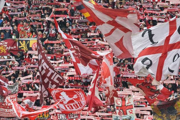 Soccer 2 Bundesliga Season 2023 24 Kaiserslautern Fritz Walter Stadion 28 10 2023 1 FC Kaiserslautern fck SpVgg Greuther Fürth fue 0 2 Atmosphere in the West Curve Soccer 2 Bundesliga 1 FC Kaiserslautern