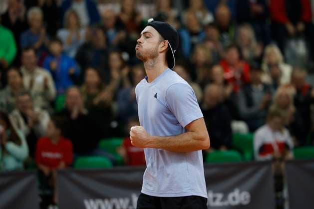 Maximilian Marterer cheers after the victory, jubilation, joy, emotion, Mens Singles Tennis Wolffkran Open ATP Challenger TC Ismaning Ismaning Bavaria Germany 4 November 2023 Â Copyright: xJuergenxHasenkopfx