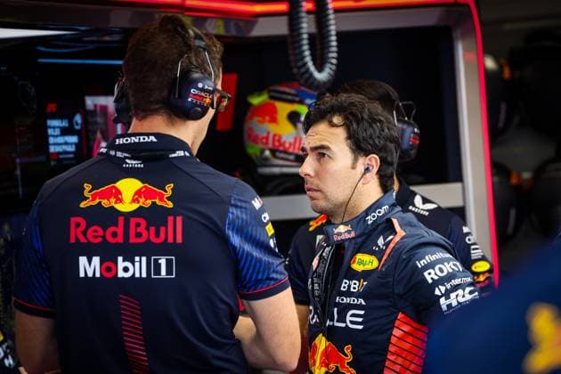 PEREZ Sergio (mex), Red Bull Racing RB19, portrait during the 2023 Formula 1 Rolex Grande Premio de Sao Paulo, 20th round of the 2023 Formula One World Championship, WM, Weltmeisterschaft from November 3 to 5, 2023 on the Autodromo JosÃ Carlos Pace, in Sao Paulo, Brazil - F1 - SAO PAULO GRAND PRIX 2023 DPPI Panoramic  00123044_G0OD0873
