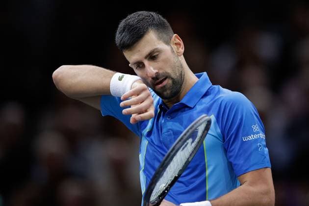 Paris, 04 11 2023 Tennis Rolex Paris Masters 2023, Novak Djokovic Andrei Andreyevich Rublyov v l , Novak Djokovic disappointed, disappointed looking, dissapointed, sad, frustrated, frustrated, frustrated Copyright: AntonioxBorga