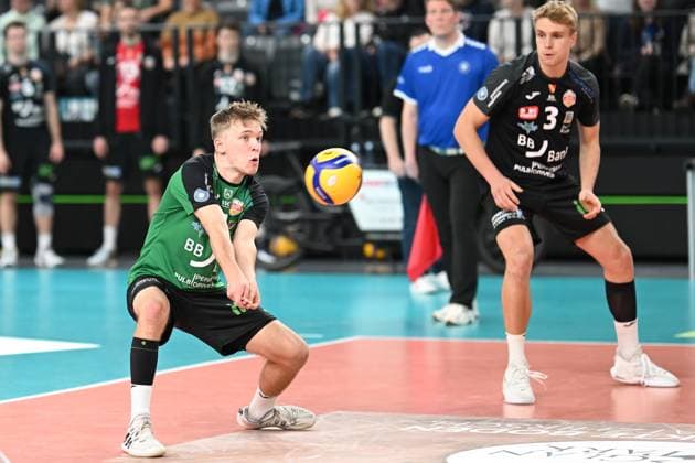 Volleyball I Men I 2023 2024 I Bundesliga I DVV Cup Round of 16 I SVG Lüneburg Baden Volleys SSC Karlsruhe I 4 11 2023 Mika Ahmann 1, BADEN VOLLEYS SSC Karlsruhe here strong in reception Lüneburg LKH Arena Niedersachsen Germany Copyright: xLobeca AndreasxHannigx