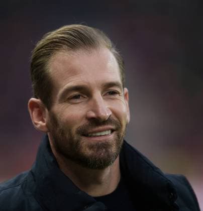Interim coach Jan Siewert photographed at the Bundesliga soccer match Mainz 05 against RB Leipzig on 4 11 2023 in Mainz DFL DFB REGULATIONS PROHIBIT ANY USE OF PHOTOGRAPHS as IMAGE SEQUENCES and or QUASI VIDEO