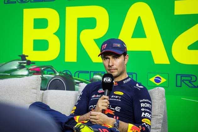 PEREZ Sergio (mex), Red Bull Racing RB19, portrait during the 2023 Formula 1 Rolex Grande Premio de Sao Paulo, 20th round of the 2023 Formula One World Championship, WM, Weltmeisterschaft from November 3 to 5, 2023 on the Autodromo JosÃ Carlos Pace, in Sao Paulo, Brazil - F1 - SAO PAULO GRAND PRIX 2023 DPPI Panoramic  00123044_G0OD0380