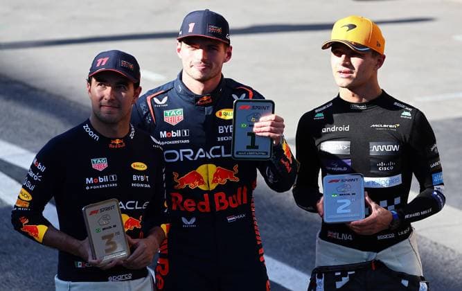 Formula 1 Rolex Sao Paulo Grand Prix 2023 04 11 2023, Autodromo Jose Carlos Pace, Interlagos, Formula 1 Rolex Sao Paulo Grand Prix 2023 , in the picture winner of the sprint race Max Verstappen NLD , Oracle Red Bull Racing, 2nd place for Lando Norris GBR , McLaren F1 Team, 3rd place for Sergio Perez MEX , Oracle Red Bull Racing nordphotoxGmbHx xBratic nph00250