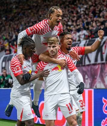 Leipzigs Timo Werner celebrates after his goal for 1 0 with Benjamin Henrichs, Amadou Haidara and Xavi Simons Football 1 Bundesliga, Matchday 9 RB Leipzig 1 FC Koeln 6 0 29 October 2023 Leipzig, Red Bull Arena RB Leipzig 1 FC Koeln 6 0