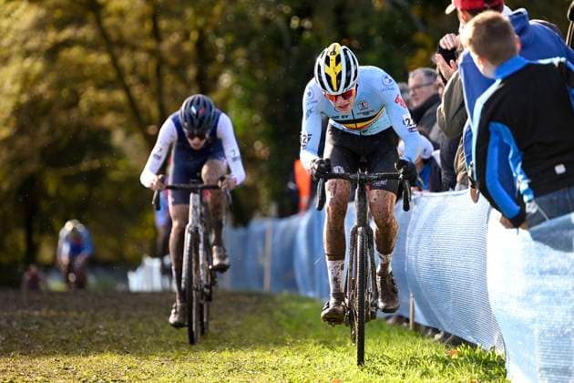2023 UEC Cyclo-Cross EC PONT-CHATEAU, FRANCE - NOVEMBER 05 : Dekien Miel (BEL) in action during the 2023 UEC Cyclo-Cross European Championships for Men Juniors on November 05, 2023 in Pont-Chateau, France, 5 11 2023 Pont-Chateau France  Copyright: xNicoxVereeckenx
