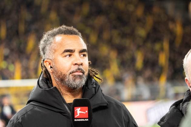 GER, 1.FBL, Borussia Dortmund vs FC Bayern München Muenchen 05.11.2023, Signal Iduna Park, Dortmund, GER, 1.FBL, Borussia Dortmund vs FC Bayern München Muenchen Im Bild: Patrick Owomoyela in Interview *** GER, 1 FBL, Borussia Dortmund vs FC Bayern München Muenchen 05 11 2023, Signal Iduna Park, Dortmund, GER, 1 FBL, Borussia Dortmund vs FC Bayern München Muenchen In the picture Patrick Owomoyela in interview nordphotoxGmbHxx xChristianxSchulze nph000300