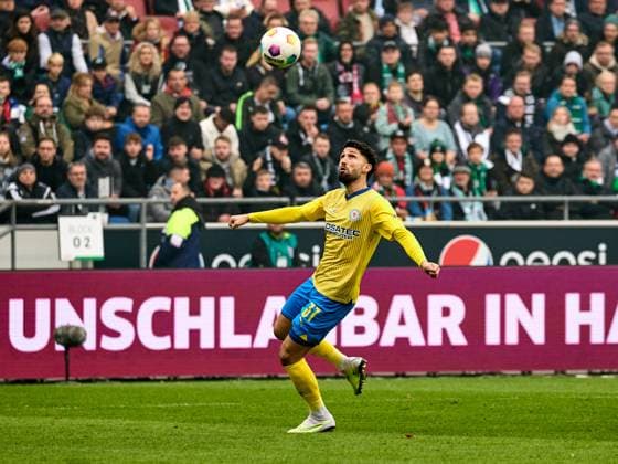 Fabio Kaufmann Eintracht Braunschweig, 37 GER, Hannover 96 Eintracht Braunschweig, Football, 2 Bundesliga, 12 Matchday, 2023 2024 Season, 05 11 2023 GER, Hannover 96 Eintracht Braunschweig, Football, 2 Bundesliga, 12 Matchday, 2023 2024 Season, 05 11 2023 Hannover Copyright: xEibner-Pressefoto xStephaniexZerx EP_SZE