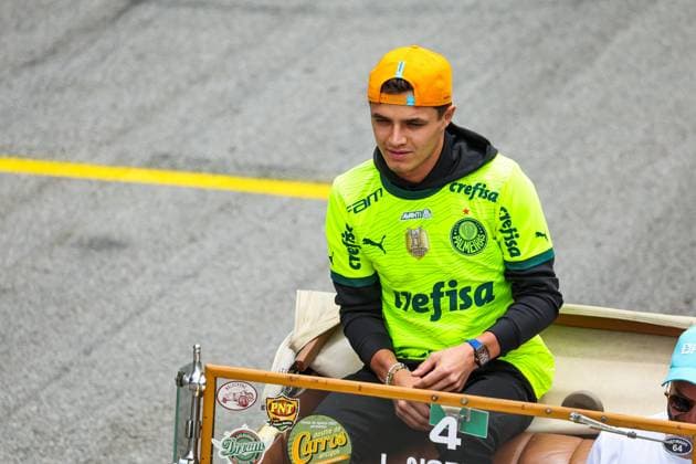 NORRIS Lando (gbr), McLaren F1 Team MCL60, portrait during the 2023 Formula 1 Rolex Grande Premio de Sao Paulo, 20th round of the 2023 Formula One World Championship, WM, Weltmeisterschaft from November 3 to 5, 2023 on the Autodromo JosÃ Carlos Pace, in Sao Paulo, Brazil - F1 - SAO PAULO GRAND PRIX 2023 - RACE DPPI Panoramic  00123045_G0OD9031