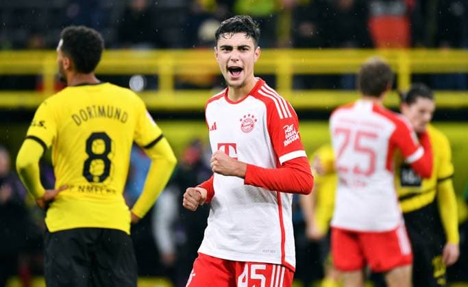 Football, Bundesliga, Germany, Men, Season 2023 2024, Matchday 10, Signal Iduna Park Dortmund Bor Dortmund FC Bayern Munich 0 4 Final Cheer Aleksandar Pavlovic FCB Cheers, Joy, Action DFB DFL REGULATIONS PROHIBIT ANY USE OF PHOTOGRAPHS AS IMAGE SEQUENCES AND OR QUASI VIDEO