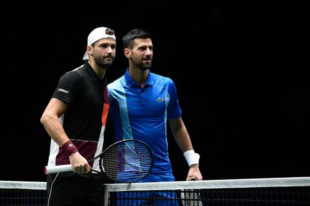 Novak Djokovic ( SER ) vs Grigor Dimitrov ( BUL ) - TENNIS : Rolex Paris Masters - Paris - 05 11 2023 FedericoPestellini Panoramic 