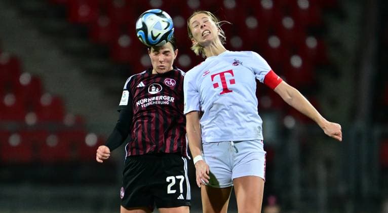 05 11 2023 Soccer Season 2023 2024 1 Womens Soccer Bundesliga 06 Matchday 1 FC Nürnberg FCN Club 1 FC Köln Sportfoto Zink xwoxzix Lara Schmidt 27, 1 FC Nürnberg FCN in header duel with Sharon Beck 10, FC Köln
