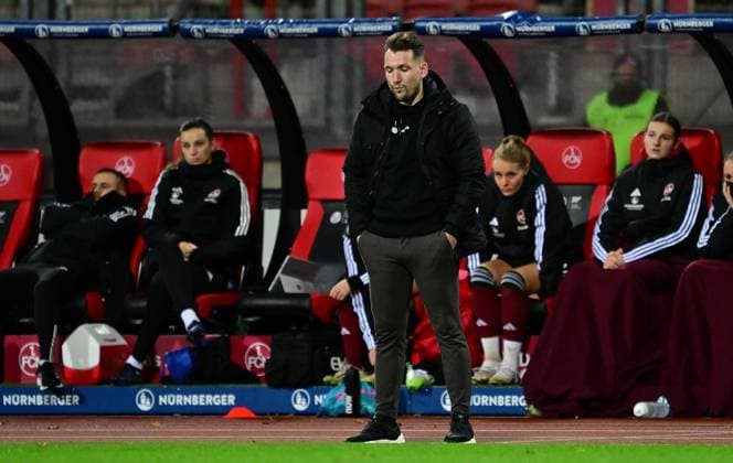 05 11 2023 Soccer Season 2023 2024 1 Womens Soccer Bundesliga 06 Matchday 1 FC Nuremberg FCN Club 1 FC Cologne Sportfoto Zink xwoxzix Thomas Oostendorp Coach 1 FC Nuremberg FCN disappointed Disappointment