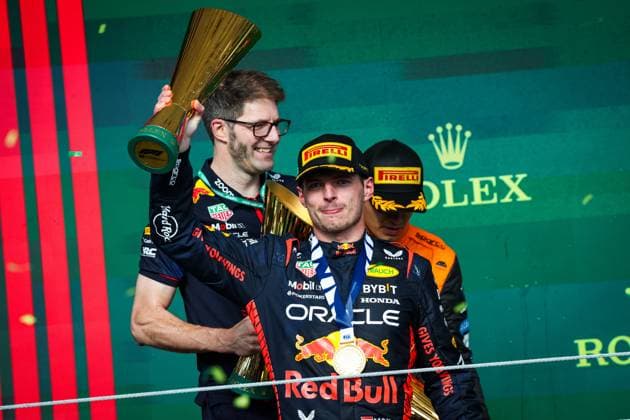VERSTAPPEN Max (ned), Red Bull Racing RB19, portrait podium during the 2023 Formula 1 Rolex Grande Premio de Sao Paulo, 20th round of the 2023 Formula One World Championship, WM, Weltmeisterschaft from November 3 to 5, 2023 on the Autodromo JosÃ Carlos Pace, in Sao Paulo, Brazil - F1 - SAO PAULO GRAND PRIX 2023 - RACE DPPI Panoramic  00123045_G0OD0110