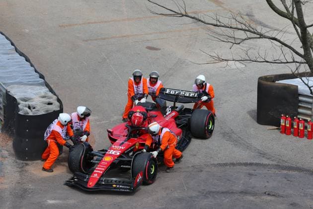 16 Charles Leclerc MCO, Scuderia Ferrari after his crash in the formation lap, F1 Grand Prix of Brazil at Autodromo Jose Carlos Pace on November 5, 2023 in Sao Paulo, Brazil Photo by HOCH ZWEI Sao Paulo Brazil