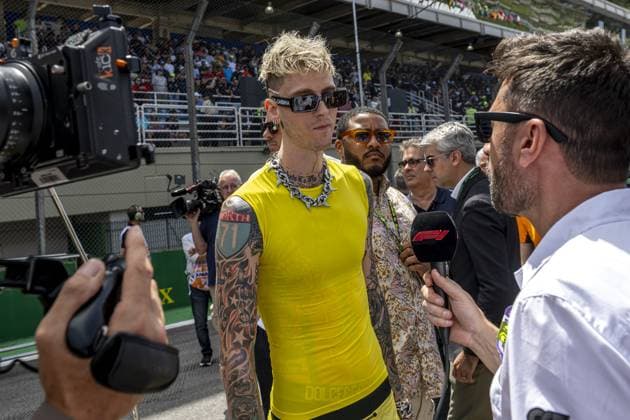 Sao Paulo - 05-11-2023, Interlagos Circuit, Machine Gun Kelly at the Formula 1 Brazil Grand Prix 2023 Sunday Formula 1 Brazil Grand Prix 2023 Sunday  x23056246x Copyright: