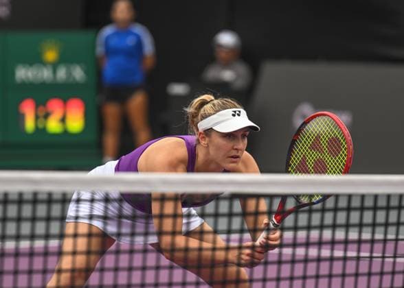 2023 WTA, Tennis Damen Finals - Final Day CANCUN, MEXICO - NOVEMBER 5: Gabiela Dabrowski (photo) of Canada and Erin Routliffe of New Zealand, during the rescheduled Doubles Semifinal match against Nicole Melichar-Martinez (USA) and Ellen Perez (Australia) on Day 8 of GNP Seguros WTA Finals Cancun 2023, part of the Hologic WTA Tour, on November 5, 2023, in Cancun, Quintana Roo, Mexico. Cancun Mexico  Copyright: xArturxWidakx originalFilename:widak-2023wtaf231105_npbpL.jpg