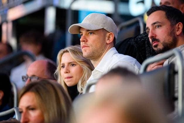 Munich, Germany 05 November Handball DHB Day of Handball Germany Egypt Manuel Neuer FC Bayern visiting with his fiancée Anika Bissel Munich Olympic Hall Bavaria Germany