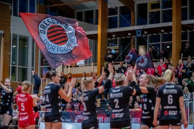The Dresdner SC fan club made the long journey to the Baltic Sea to support the team loudly GER, Volleyball, Women, DVV Cup, Round of 16, 1 VC Stralsund Dresdner SC, 2023 2024 season, Diesterweghalle, Stralsund