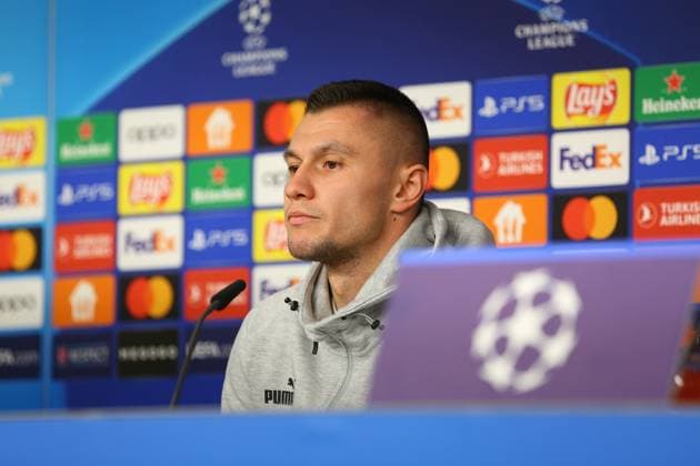 Soccer Men Season 2023 2024 UEFA Champions League I Matchday 4 Press Conference I Shakhtar Donetsk 06 11 2023 Oleksandr Zubkov 11, Shakhtar Donetsk in focus Hamburg Volksparkstadion Hamburg Germany Copyright: xLobecax xHenningxRohlfsx