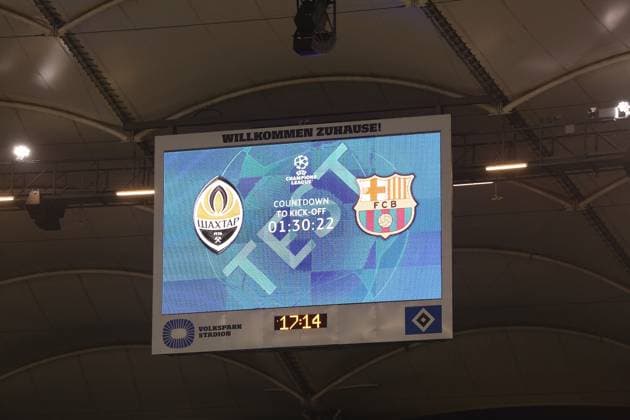 Soccer Men Season 2023 2024 UEFA Champions League I Matchday 4 Training at Volksparkstadion I Shakhtar Donetsk 06 11 2023 The scoreboard at Volksparkstadion Hamburg Volksparkstadion Hamburg Germany Copyright: xLobecax xHenningxRohlfsx