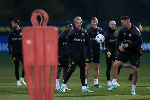 06 11 2023, Football, Season 2023 2024, UCL, UEFA Champions League, Group stage, Matchday 4, Final training Borussia Dortmund, v l Youssoufa Moukoko Borussia Dortmund , Julian Brandt Borussia Dortmund , Nico Schlotterbeck Borussia Dortmund , Marco Reus Borussia Dortmund , Niklas Süle Borussia Dortmund , Dortmund Signal Iduna Park NRW Germany xRHR PHOTO DEx Copyright: DennisxEwert RHR-FOTOx RHR-FOTO DE
