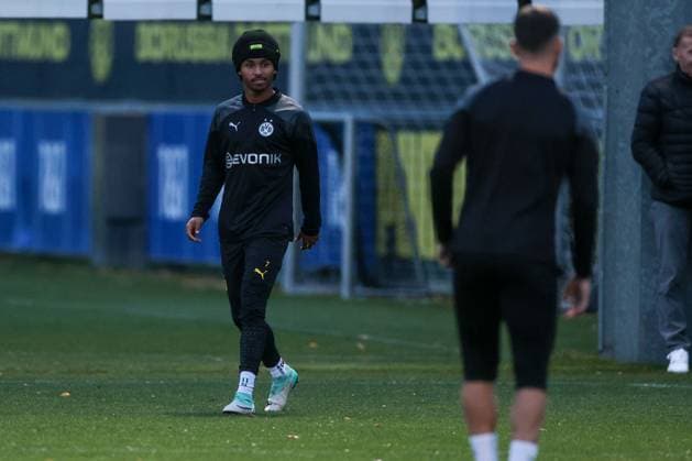 06 11 2023, Football, Season 2023 2024, UCL, UEFA Champions League, Group stage, Matchday 4, Final training Borussia Dortmund, Donyell Malen Borussia Dortmund , Dortmund Signal Iduna Park NRW Germany xRHR PHOTO DEx Copyright: DennisxEwert RHR-FOTOx RHR-FOTO DE