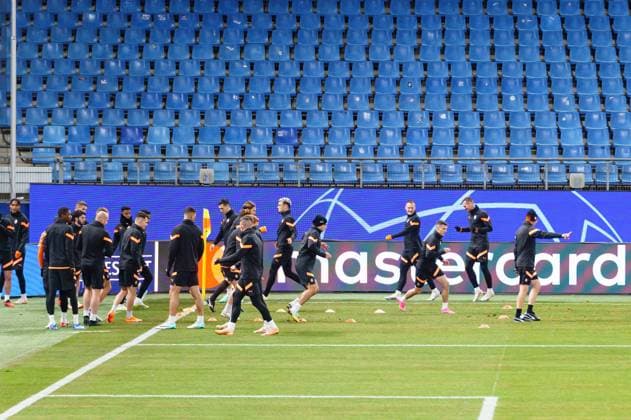 Shakhtar Donetsk at final training in Volkparkstadion GER, Training Shakhtar Donetsk, Football, Champions League, Season 2023 2024, 06 11 2023 GER, Training Shakhtar Donetsk, Football, Champions League, Season 2023 2024, 06 11 2023 Hamburg Copyright: xEibner-Pressefoto MarcelxvonxFehrnx EP_MFN