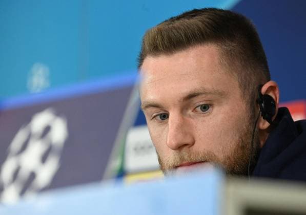 November 6, 2023, Milan, Italy: Paris Saint Germain s defender Milan Å kriniar attends a press conference, PK, Pressekonferenz at the Giuseppe Meazza stadium in Milan, Italy, 6 November 2023. PSG will face AC Milan in an UEFA Champions League group stage match on 7 November. ANSA DANIEL DAL ZENNARO UEFA Champions League MD-1 - PSG press conference  - ZUMAa110 20231106_zaf_a110_025 Copyright: xDanielxDalxZennarox