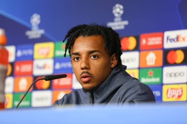 Soccer Men Season 2023 2024 UEFA Champions League I Matchday 4 Press Conference I FC Barcelona 06 11 2023 Jules Kounde 23, FC Barcelona speaks Hamburg Volksparkstadion Hamburg Germany Copyright: xLobecax xHenningxRohlfsx