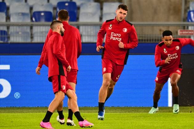 ROME - Santiago Gimenez of Feyenoord during the MD-1 training session ahead of the UEFA Champions League Group E match against SS Lazio Roma at Stadio Olimpico on November 6, 2023 in Rome, Italy. ANP OLAF KRAAK UEFA Champions League 2023 24 2023 2024 xVIxANPxSportx xxANPxIVx 483187460 originalFilename: 483187460.jpg