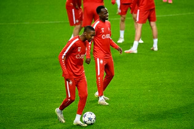 Media activities R Antwerp FC - Champions League 06 11 2023 PORTO, PORTUGAL - NOVEMBER 06 : Balikwisha Michel-Ange forward of Antwerp FC and Abdullahi Alhassan Yusuf midfielder of Antwerp FC pictured during a training session prior to the UEFA Champions League match between FC Porto and Royal Antwerp FC on November 6, 2023 in Porto, Portugal, 06 11 2023 Porto Portugal  Copyright: xPeterxDexVoechtx