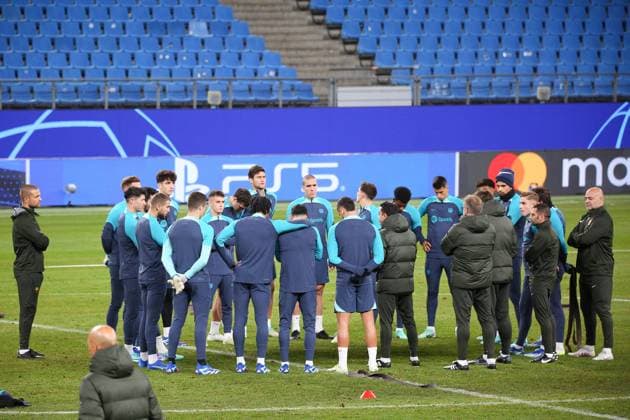 Soccer Men Season 2023 2024 UEFA Champions League I 4 Matchday Training at Volksparkstadion I FC Barcelona 06 11 2023 FC Barcelona during the speech at Volksparkstadion Hamburg Volksparkstadion Hamburg Germany Copyright: xLobecax xHenningxRohlfsx