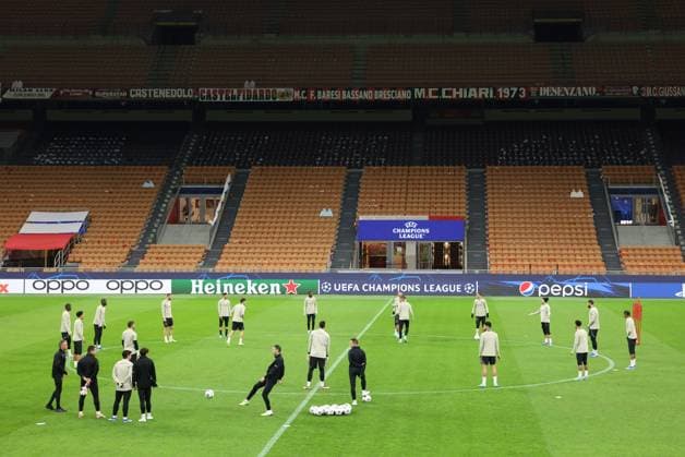 UEFA ENTRAINEMENT DU PSG PHOTOPQR LE PARISIEN Le Parisien Arnaud Journois ; MILAN ; 06 11 2023 ; FOOTBALL , LIGUE DES CHAMPIONS UEFA , PHASE DE GROUPES 4E JOURNEE , 06 11 2023 , MILAN ( ITALIE ) STADE GIUSEPPE MEAZZA SAN SIRO MILAN AC - PARIS SG PHOTO LE PARISIEN ARNAUD JOURNOIS nov 6th 2023. PSG a day before UEFA league match against -Milan -ac MILAN 75 France  Copyright: xPHOTOPQR LExPARISIEN MAXPPPxLexParisienx xArnaudxJournoisx 20231106LPA0360 20231106LPA0360