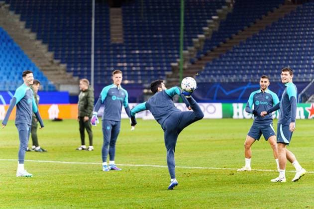 FC Barcelona at final training in Volksparkstadion GER, Training FC Barcelona, Football, Champions League, Season 2023 2024, 06 11 2023 GER, Training FC Barcelona, Football, Champions League, Season 2023 2024, 06 11 2023 Hamburg Copyright: xEibner-Pressefoto MarcelxvonxFehrnx EP_MFN
