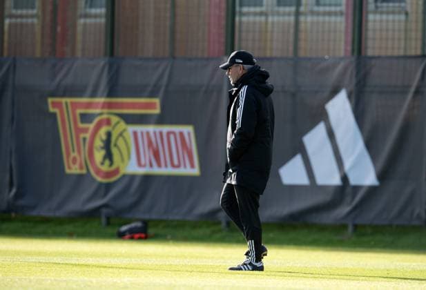Football, Men, Season 2023 2024, Champions League, Training of 1 FC Union Berlin at the stadium An der Alten Försterei the day before the match against SSC Napoli, Coach Urs Fischer 1 FC Union Berlin , 07 11 2023, Copyright: xSebastianxRäppold MatthiasxKochx