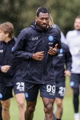 Italy: training session SSC Napoli SSC Napoli s Cameroonian midfielder Andre Zambo Anguissa during training ahead of the UEFA Champions League match against Union Berlin at the Konami Center on 07 November 2023, in Castel Volturno, Italy. ABPH7991 Copyright: xAntonioxBalascox