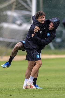Italy: training session SSC Napoli SSC Napoli s Portuguese defender Mario Rui and SSC Napoli s Italian forward Matteo Politano during training ahead of the UEFA Champions League match against Union Berlin at the Konami Center on 07 November 2023, in Castel Volturno, Italy. ABPH8224A Copyright: xAntonioxBalascox
