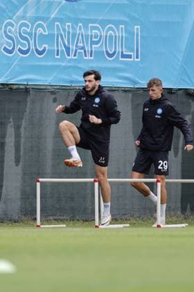 Italy: training session SSC Napoli SSC Napoli players made their last training ahead of their UEFA Champions League against Union Berlin at Konami Center on November 07, 2023, in Castel Volturno, Italy. ABPH8475 Copyright: xAntonioxBalascox