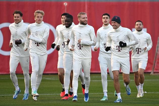 from left Leon GORETZKA Bayern Muenchen , Frans KRAETZIG Bayern Muenchen , Minjae KIM FC Bayern Muenchen , Dayot UPAMECANO Bayern Muenchen , Konrad LAIMER Bayern Muenchen ,Aleksandar PAVLOVIC Bayern Muenchen ,Thomas MUELLER MÜLLER,Bayern Muenchen ,Raphael GUERREIRO Bayern Muenchen Soccer Champions League Group Stage 4 Matchday FC Bayern Muenchen Galatasaray Istanbul FINAL TRAINING on 07 11 2023,