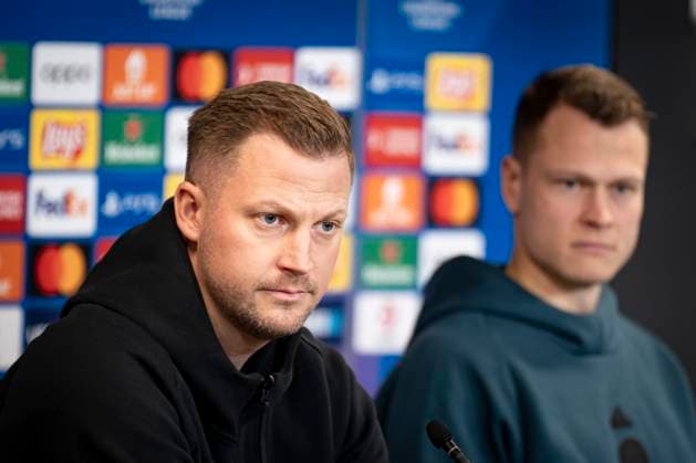 FC Copenhagen coach Jacob Neestrup and Viktor Claesson during FC Copenhagen s press conference ahead of the team s Champions League match against Manchester United in Copenhagen on Tuesday 7 November 2023 Photo Emil Nicolai Helms Ritzau Scanpix , Denmark Kobenhavn  Copyright: EmilxNicolaixHelmsx COP15002 spdk20231107-171438-L