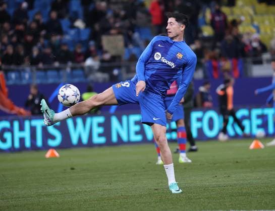 Robert Lewandowski FC Barcelona Football, UEFA Champions League, Group stage, Season 2023 2024, Men, UCL, Men, Volksparkstadion, FC Shakhtar Shakhtar Donetsk UKR vs FC Barcelona