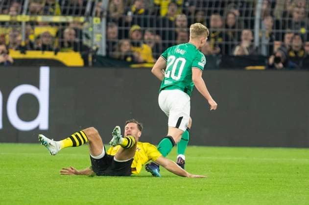 UEFA Champions League, Borussia Dortmund Newcastle United, 7 11 2023 Lewis Hall Newcastle United, 20 fouls Niclas Fuellkrug Borussia Dortmund, 14 UEFA Champions League, Borussia Dortmund Newcastle United, preliminary round 4 matchday, on 7 11 2023, Signal Iduna Park, Dortmund UEFA regulations prohibit any use of photographs as image sequences and or quasi video Copyright: xBEAUTIFULxSPORTS Meuselx