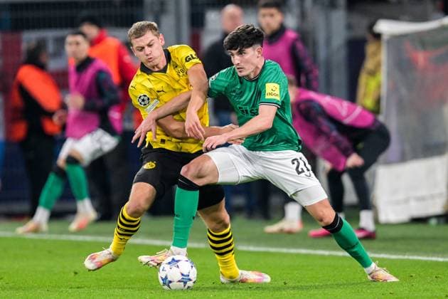 DORTMUND - (l-r) Julian Ryerson of Borussia Dortmund, Tino Livramento of Newcastle United FC during the UEFA Champions League match between Borussia Dortmund and Newcastle United FC at Signal Iduna Park on November 7, 2023 in Dortmund, Germany. ANP Hollandse Hoogte UEFA Champions League 2023 24 2023 2024 xVIxANPxSportx xGerritxvanxKeulenxIVx 483266517 originalFilename: 483266517.jpg