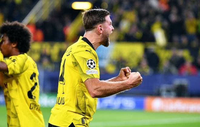Football, Champions League, Germany, Men, Season 2023 2024, Matchday 4, Signal Iduna Park Dortmund Bor Dortmund Newcastle United Cheers Niclas Füllkrug BVB after his goal for 1 0 Cheers, joy, action UEFA REGULATIONS PROHIBIT ANY USE OF PHOTOGRAPHS AS IMAGE SEQUENCES AND OR QUASI VIDEO