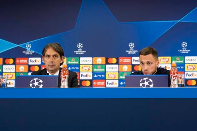 SOCCER - UEFA CL, RBS vs Inter, preview SALZBURG,AUSTRIA,07.NOV.23 - SOCCER - UEFA Champions League, group stage, Red Bull Salzburg vs FC Internazionale Milano, preview, press conference, PK, Pressekonferenz Inter. Image shows head coach Simone Inzaghi and Marko Arnautovic (Inter). GEPAxpictures xGintarexKarpaviciute
