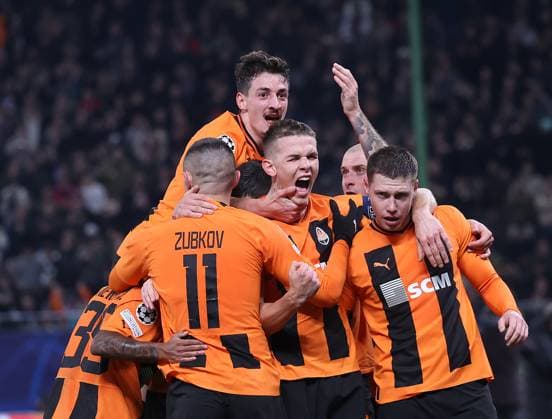 1 0 by Danylo Sikan FC Shakhtar Donetsk , Cheers Football, UEFA Champions League, Group stage, Season 2023 2024, Men, UCL, Men, Volksparkstadion, FC Shakhtar Shakhtar Donetsk UKR vs FC Barcelona